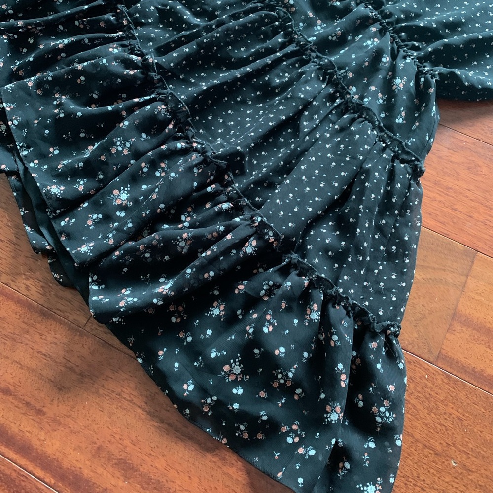 Black Floral Dress, Size M - Picture 5 of 13